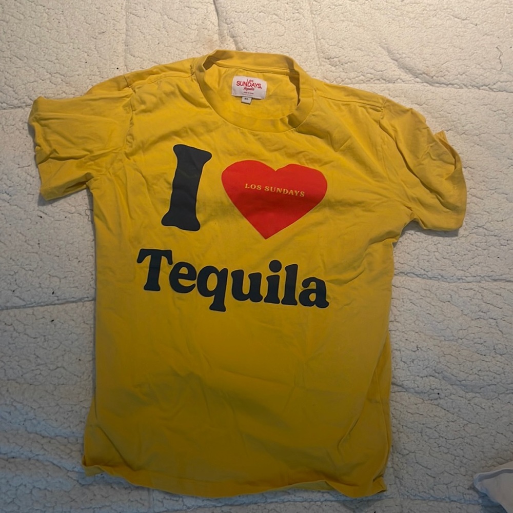 I heart tequila shirt Los Sundays medium